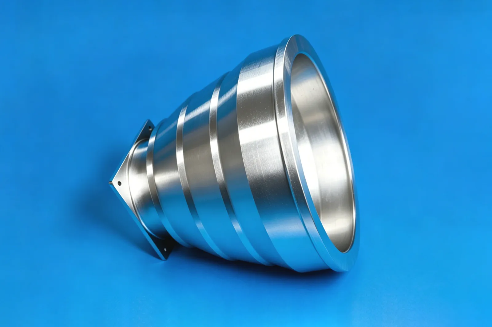 Physical semiconductor precision-machined component