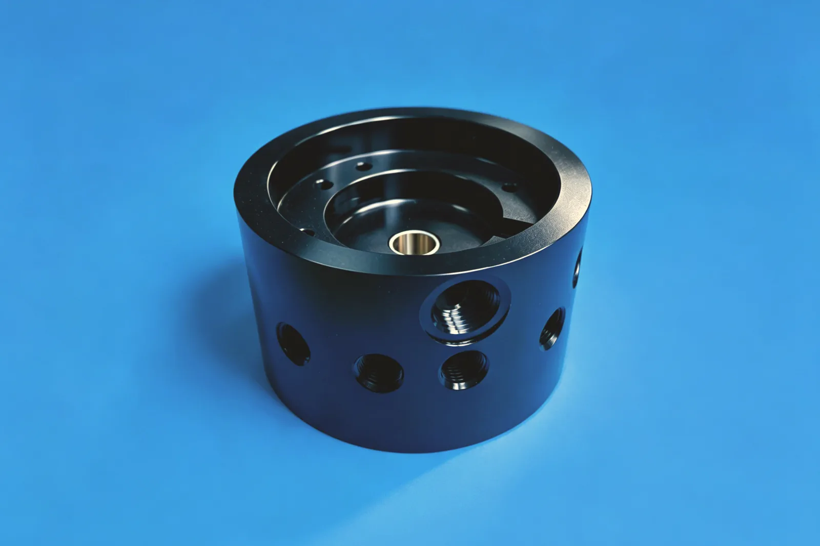 Physical semiconductor precision-machined component