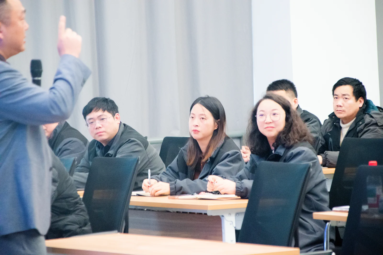 英翰尼员工活动与团队风采
