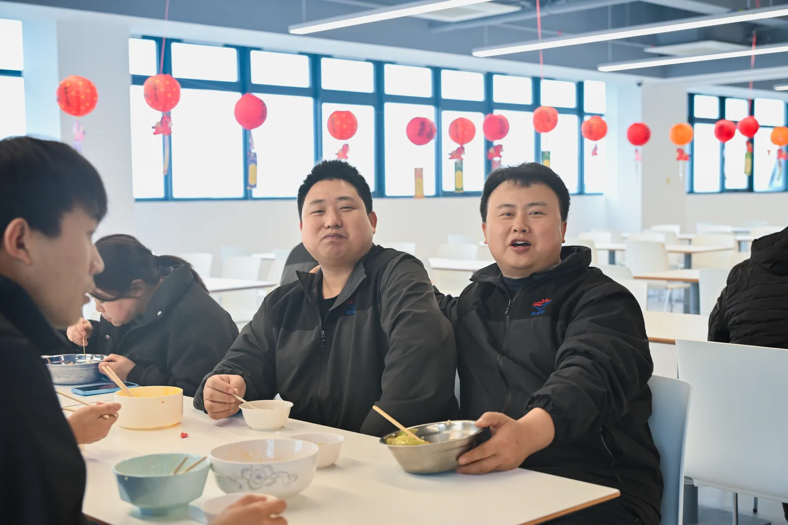 英翰尼员工活动与团队风采